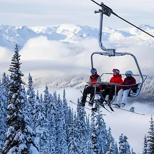  Holiday home Northstar By Cozystay Signature Canada