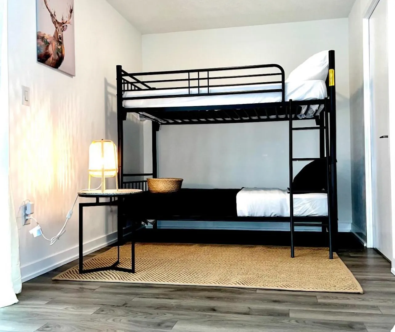 Urban Getaway Downtown Apartment Toronto