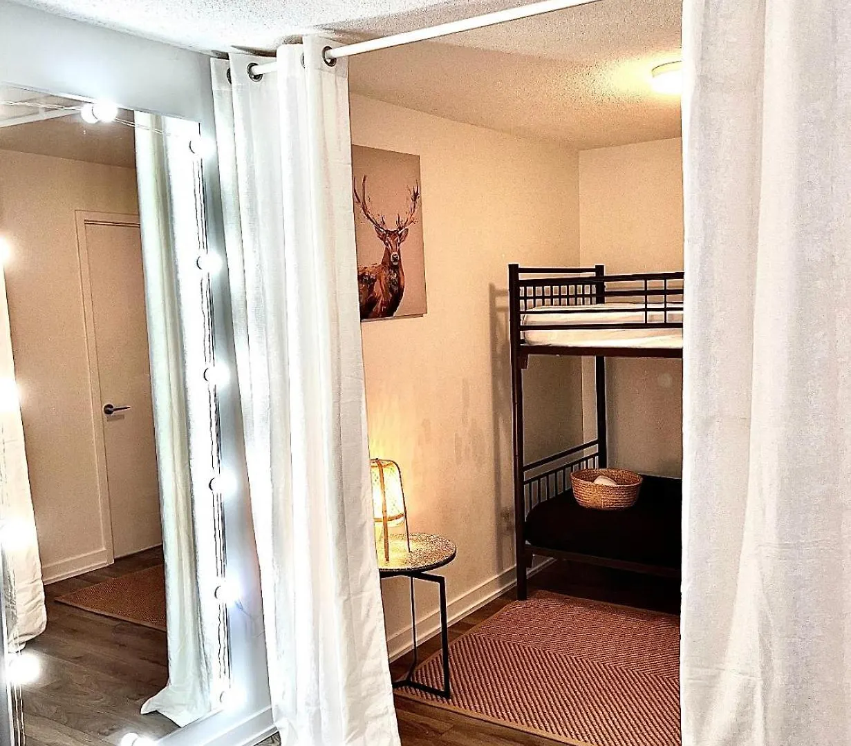 Urban Getaway Downtown Apartment Toronto 0*,